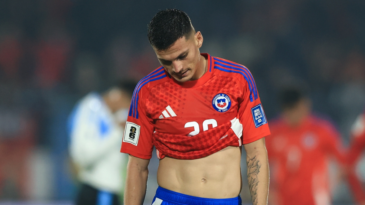  Castigo inesperado: la dura sanción de FIFA que golpea a La Roja en Eliminatorias