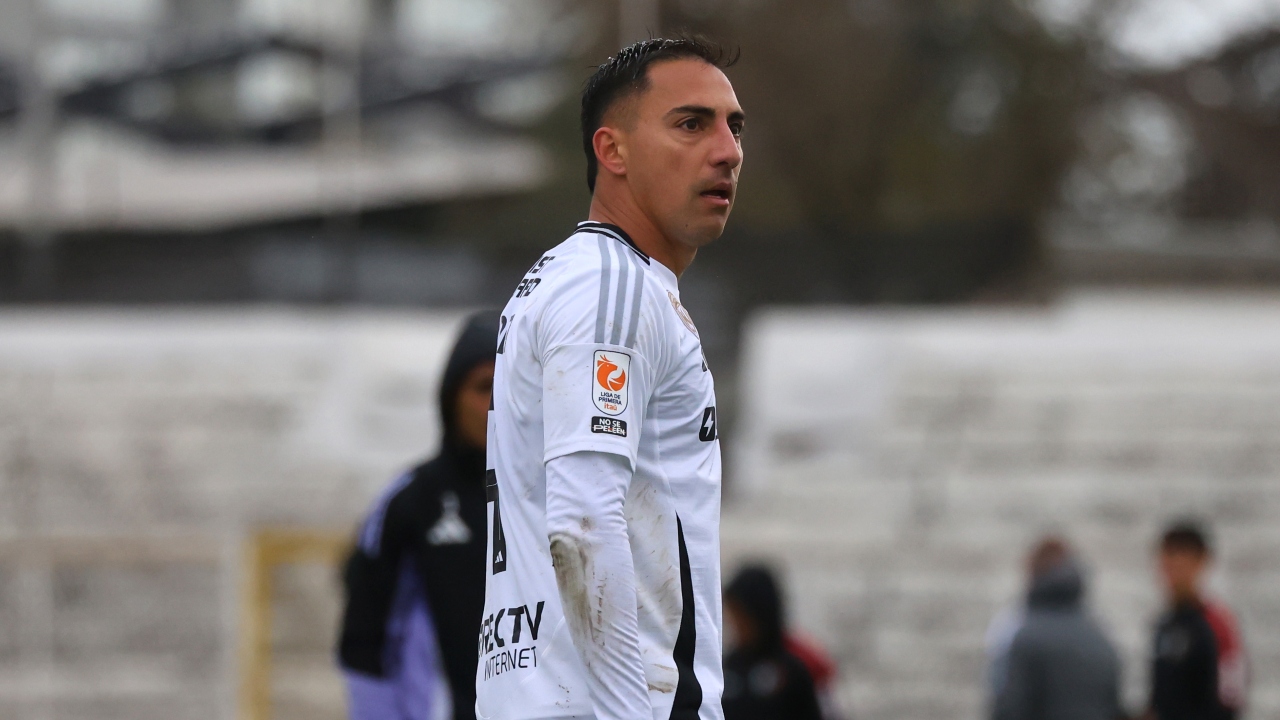 Terrible primer tiempo para Colo Colo: una roja y dos lesionados ante U de Chile