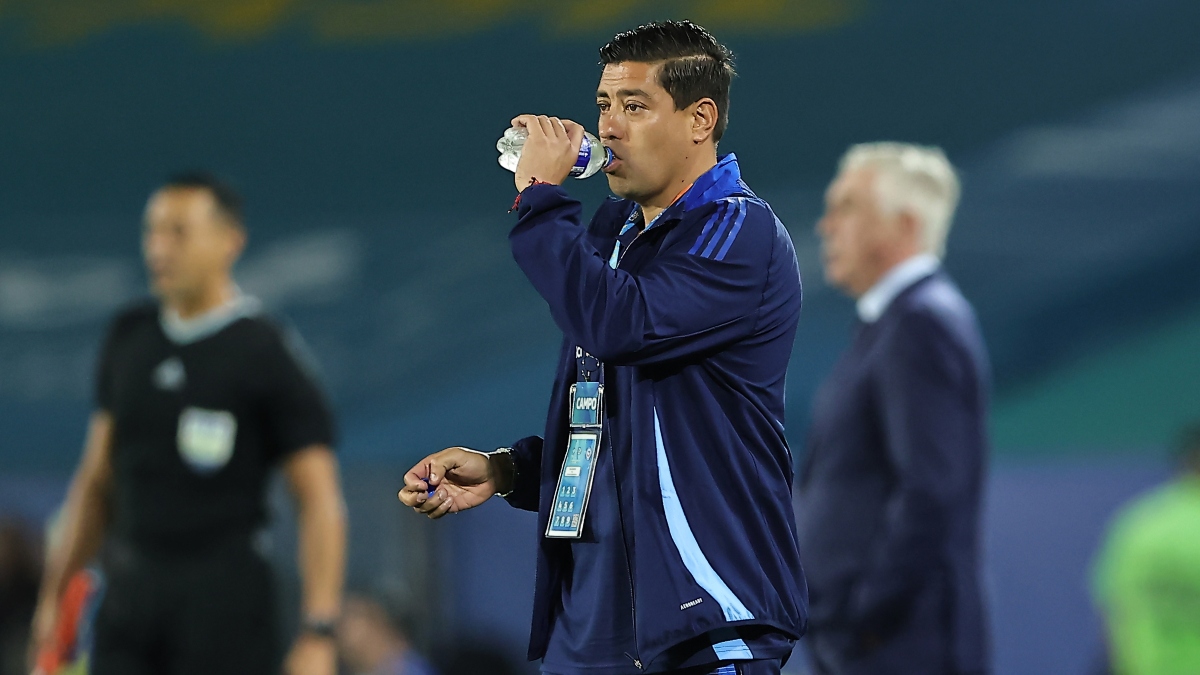 El mensaje de Córdova: ilusión por seguir en la Roja y apuesta firme al recambio