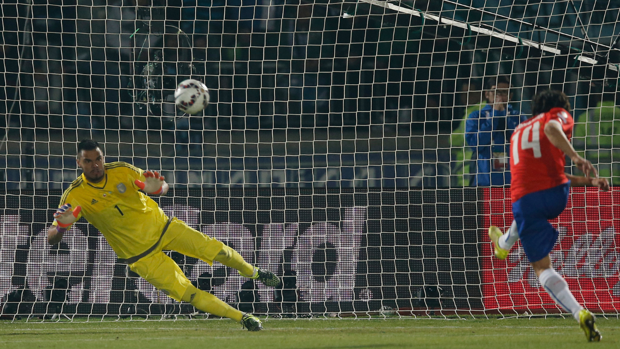 El especial encuentro entre Gabriel Boric y Matías Fernández en el Mundial Sub 20
