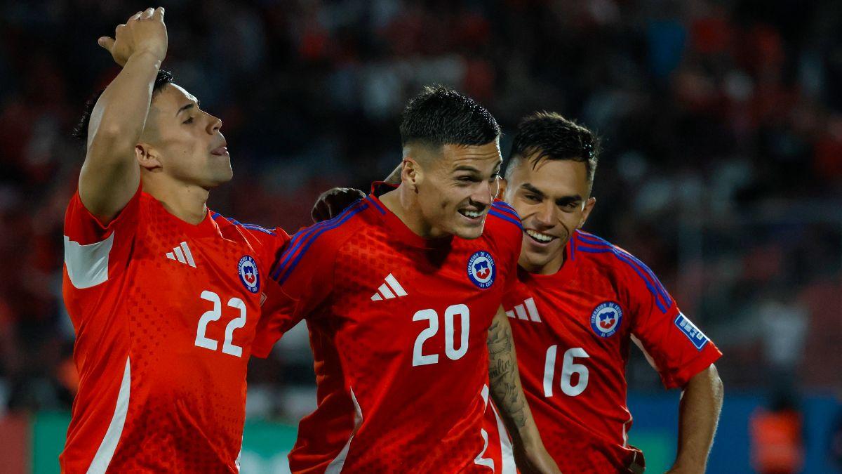 Chile define su formación vs Brasil: juveniles, un capitán inesperado y la presión de no finalizar colista