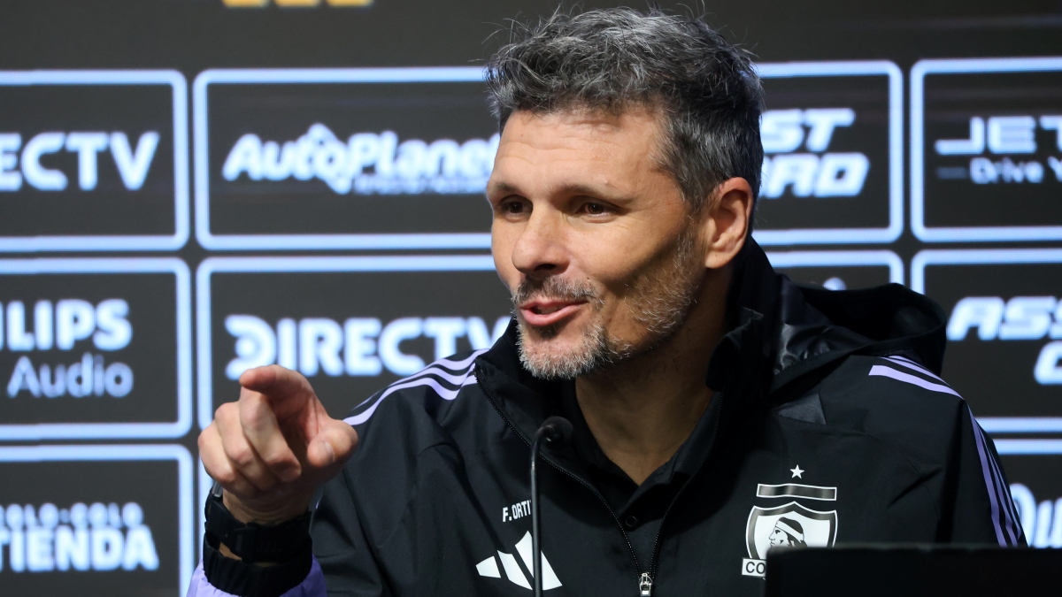 Ni un día en Colo Colo y Ortiz ya le mandó un recado a la U de Chile por la Supercopa