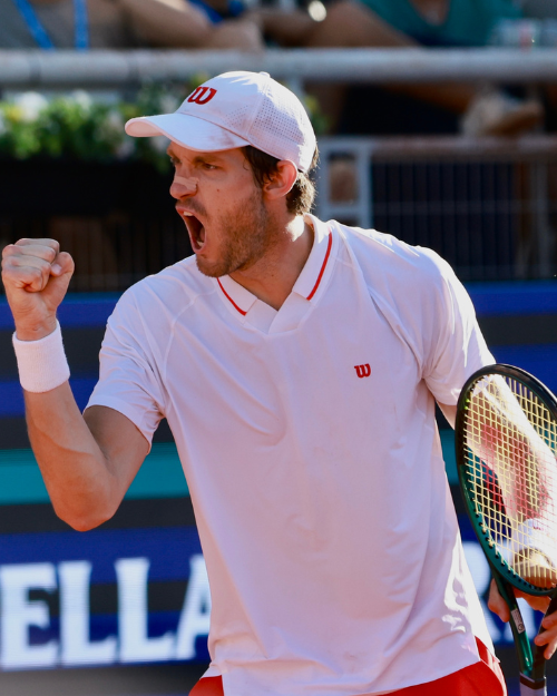 Nicolás Jarry se baja de la Copa Davis tras ser padre por tercera vez