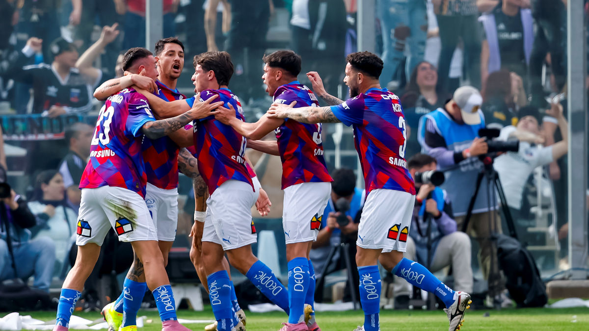 Le anotó con la UC a Colo Colo en el Monumental y ahora sufre por millonaria demanda