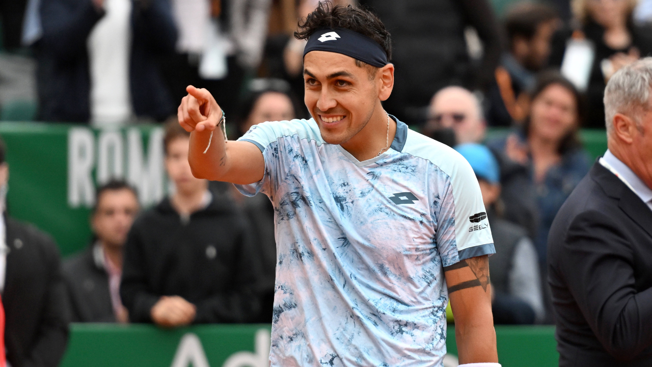 ¿Quién transmite Alejandro Tabilo vs Brandon Nakashima? Horario, canal de TV y cómo ver online las semis del ATP 250 de Chengdú