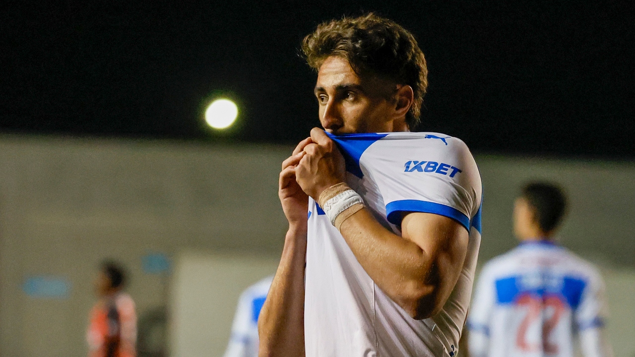 U Católica venció a Limache y sigue soñando con la Libertadores