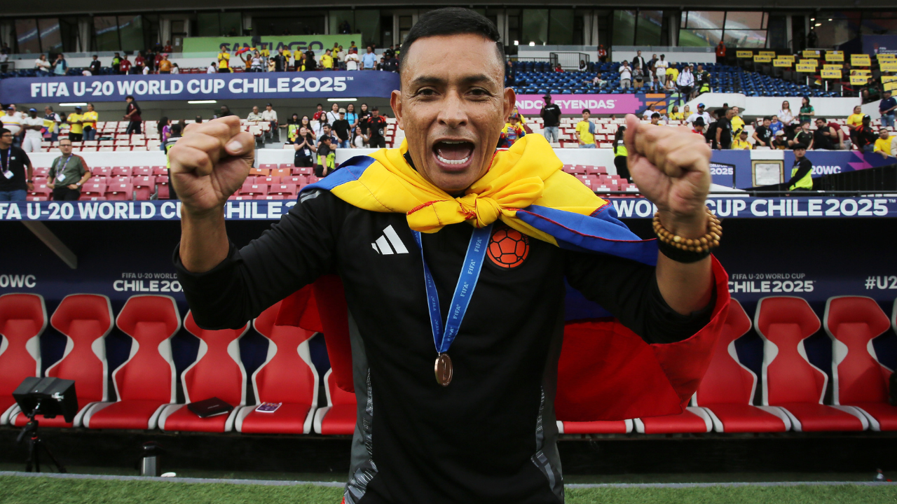 El DT que dice no al modelo Córdova: la frase de César Torres que sorprendió a Chile