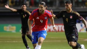 Francisco Sierralta sorprende con su pedido a la ANFP tras el agónico triunfo de Chile ante Perú