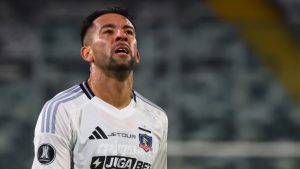 Mauricio Isla toma una decisión clave en Colo Colo: así proyecta su futuro en el Cacique