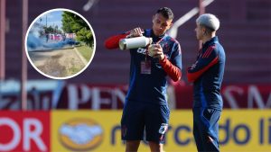 Pese a la prohibición: hinchas de la U de Chile llegaron a Buenos Aires para acompañar al equipo