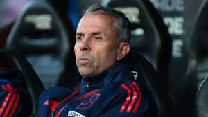 Ahora con más fuerza: Álvarez puso en duda su futuro en la U de Chile tras la caída en Sudamericana