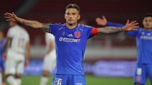 “Tuve suerte”: la TREMENDA humildad de Charles Aránguiz tras ser héroe de U de Chile