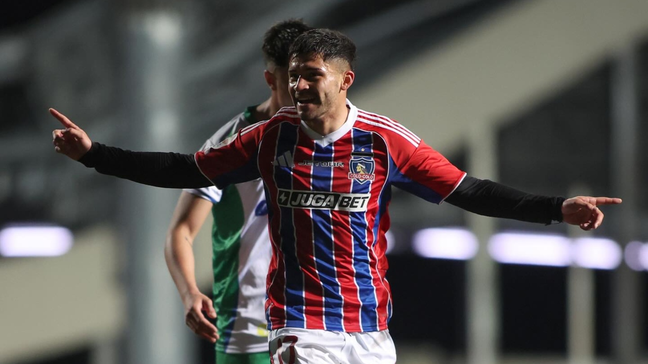 Gran definición: Cristian Riquelme anotó su primer gol con la camiseta de Colo Colo