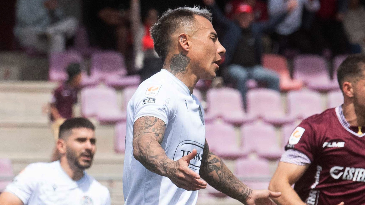 VIDEOS | Jornada para el olvido: Eduardo Vargas falló un penal y después cometió otro en Audax