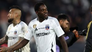 No se guardó nada: el potente descargo de Manley Clerveaux tras ser apartado en Colo Colo