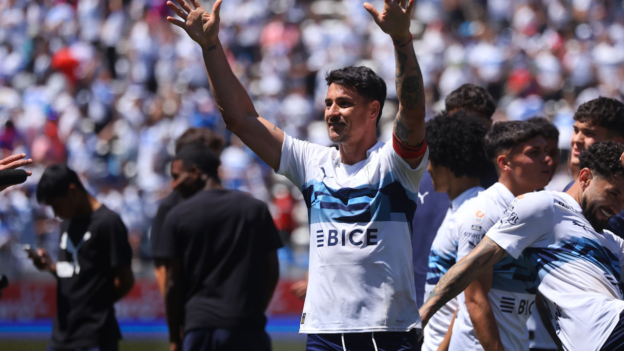 Zampedri da luz a su futuro con U Católica pese al interés de un semifinalista de Copa Libertadores