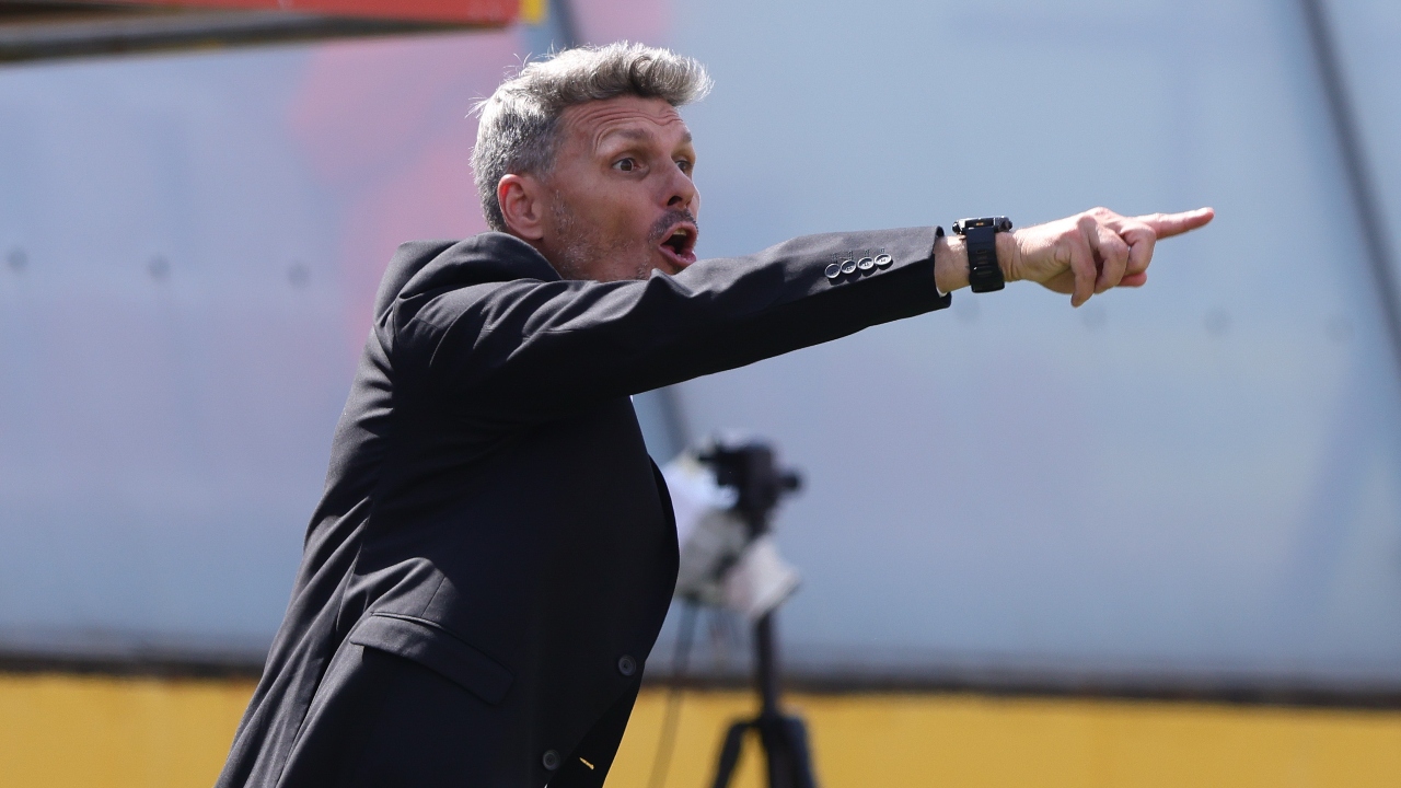 Fernando Ortiz lanzó dura crítica a un jugador de Colo Colo, pero después lo elogió