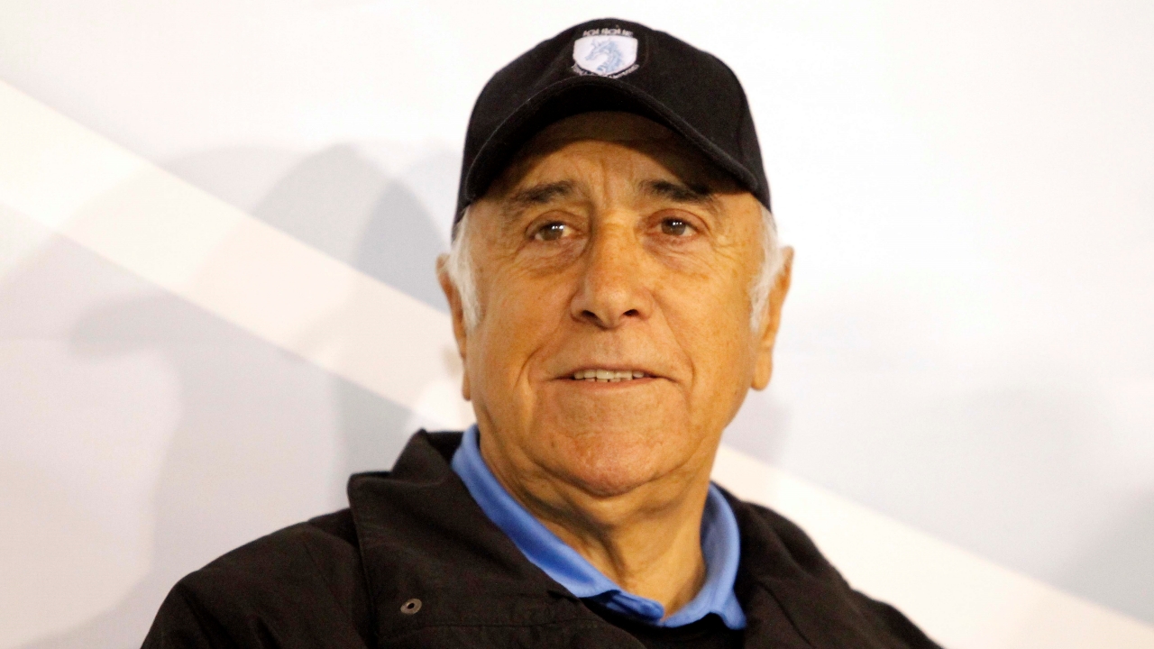 Preocupación por Nelson Acosta: ¿Qué pasa con el histórico DT de La Roja?