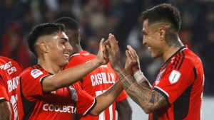 Golpe inesperado para Colo Colo: exdelantero demanda al club ante la FIFA