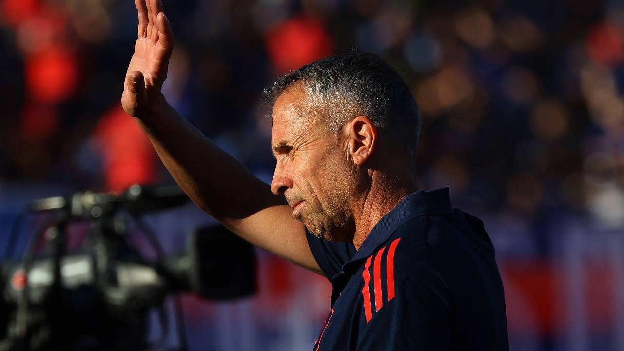 Se complica la búsqueda: revelan nuevo descartado para la banca de la U de Chile