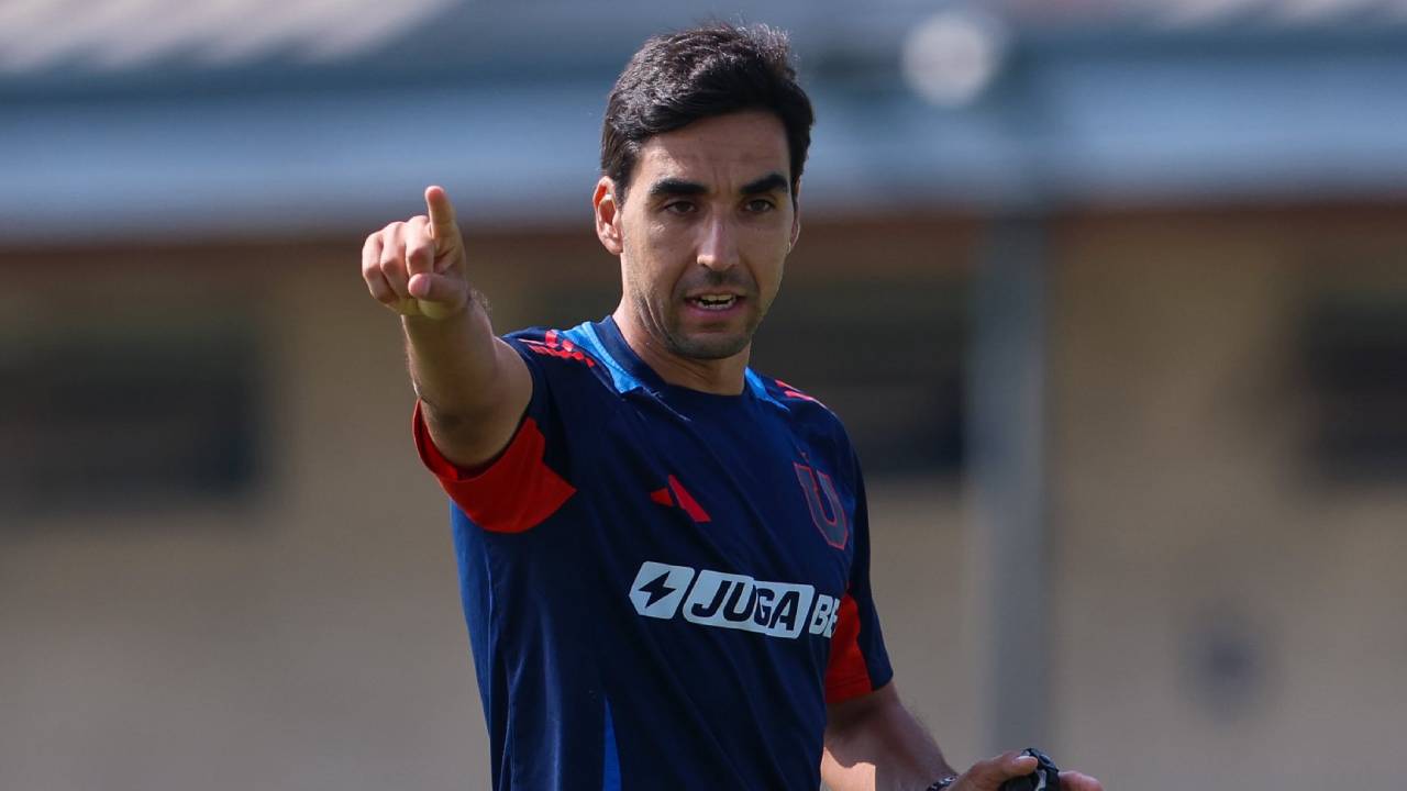 Respira Meneghini: la U de Chile recupera una pieza clave para su debut en el Campeonato Nacional