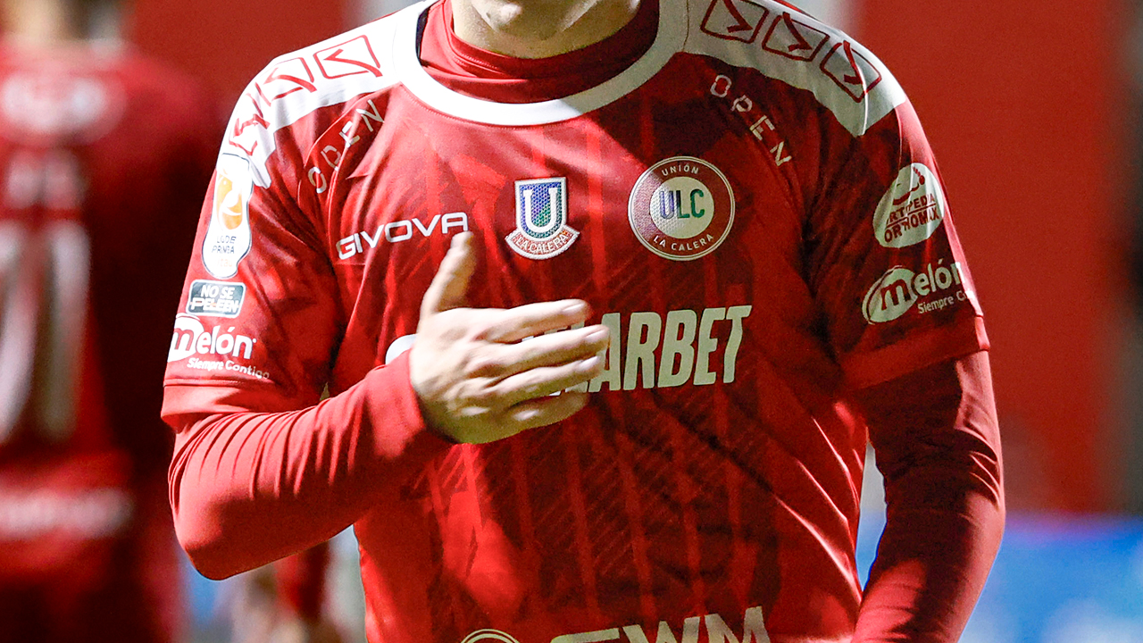 “Ustedes eligieron”: Unión La Calera presenta su camiseta 2026 con el regreso de su insignia histórica