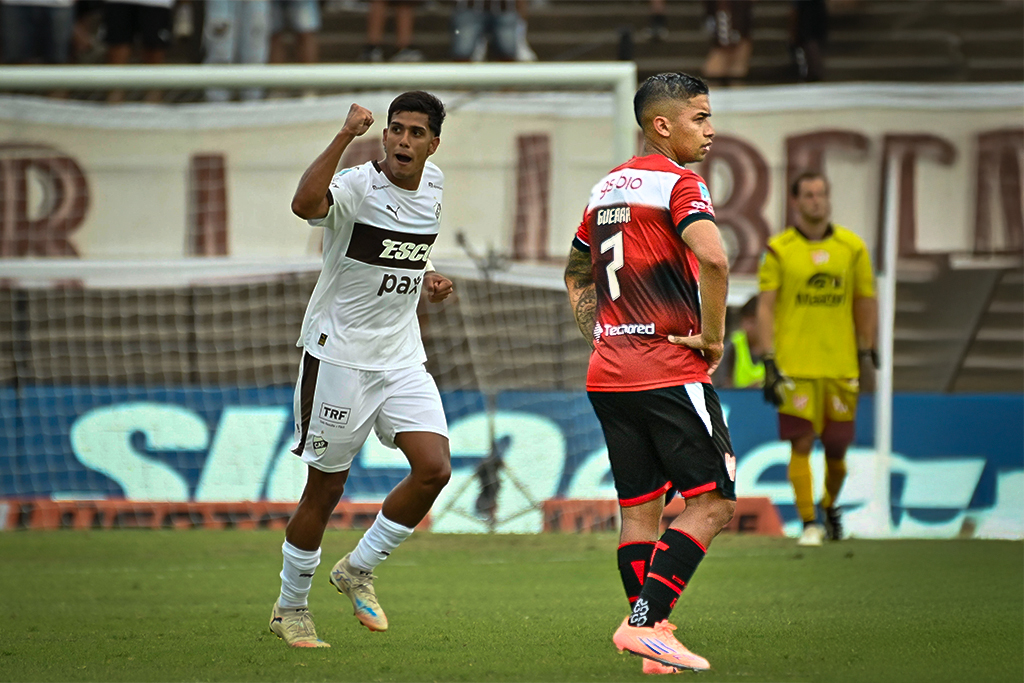 ¡Debut amargo! Nicolás Guerra se estrenó en su nuevo club con una derrota