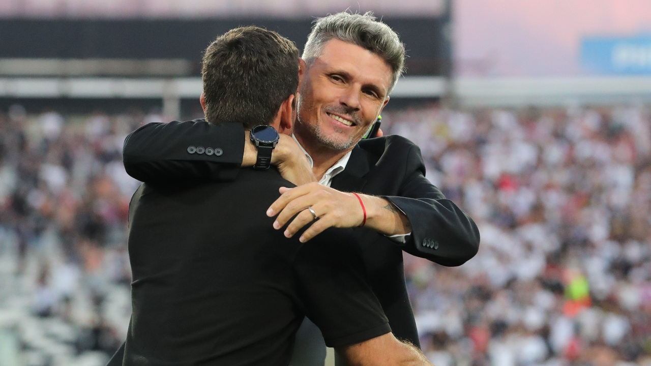 Se acerca otro refuerzo: el defensa argentino que dio un paso clave para llegar a Colo Colo