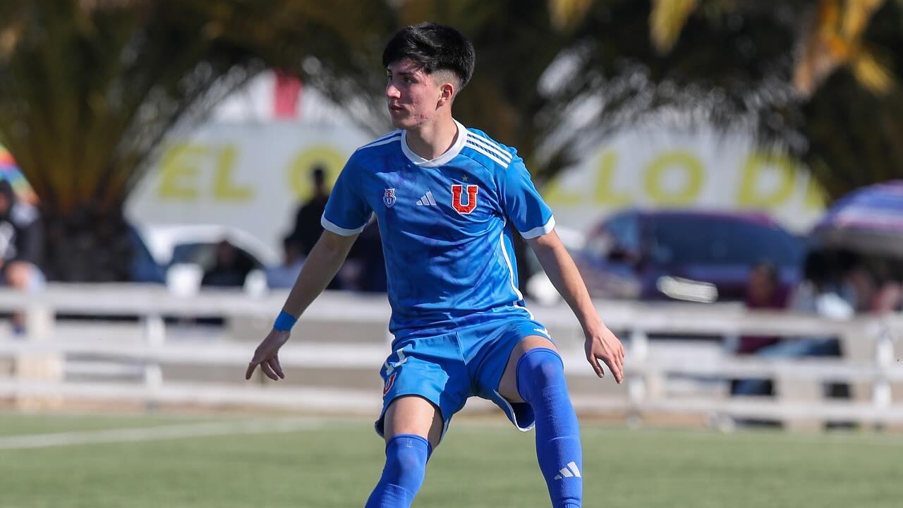 Anotó 14 goles y dio 17 asistencias en 2025: el gran proyecto de U de Chile que llega a Deportes Concepción