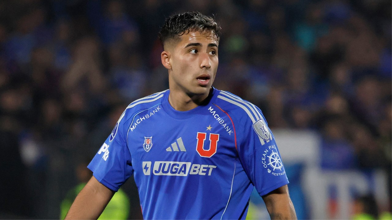 Sufre la U de Chile: lesión de Lucas Assadi cambia todo antes de Colo Colo y la Copa Sudamericana