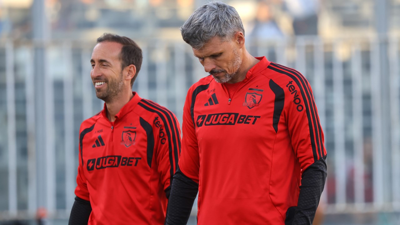 “Tuvo que salir corriendo…”: El motivo por el que Ortiz no llegó a la conferencia previa al Superclásico en Colo Colo