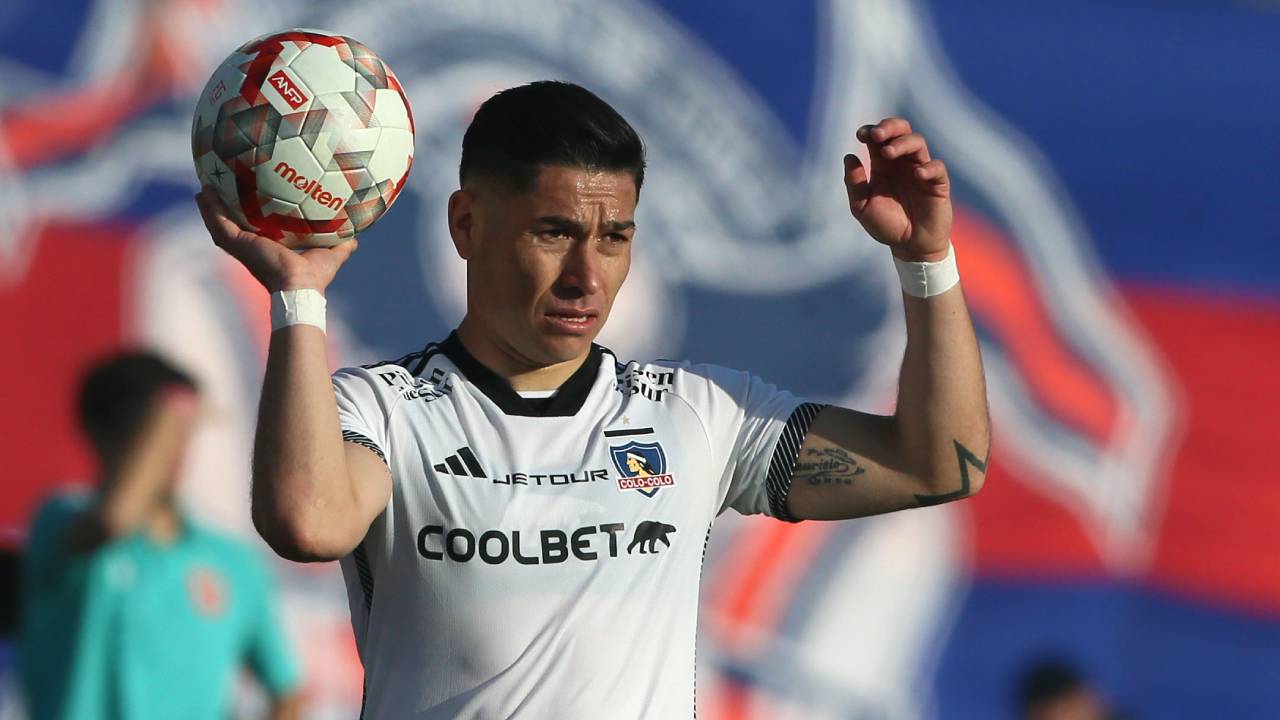 Dos ex Colo Colo pelean por reforzar a equipo de Primera División: Opazo toma la delantera