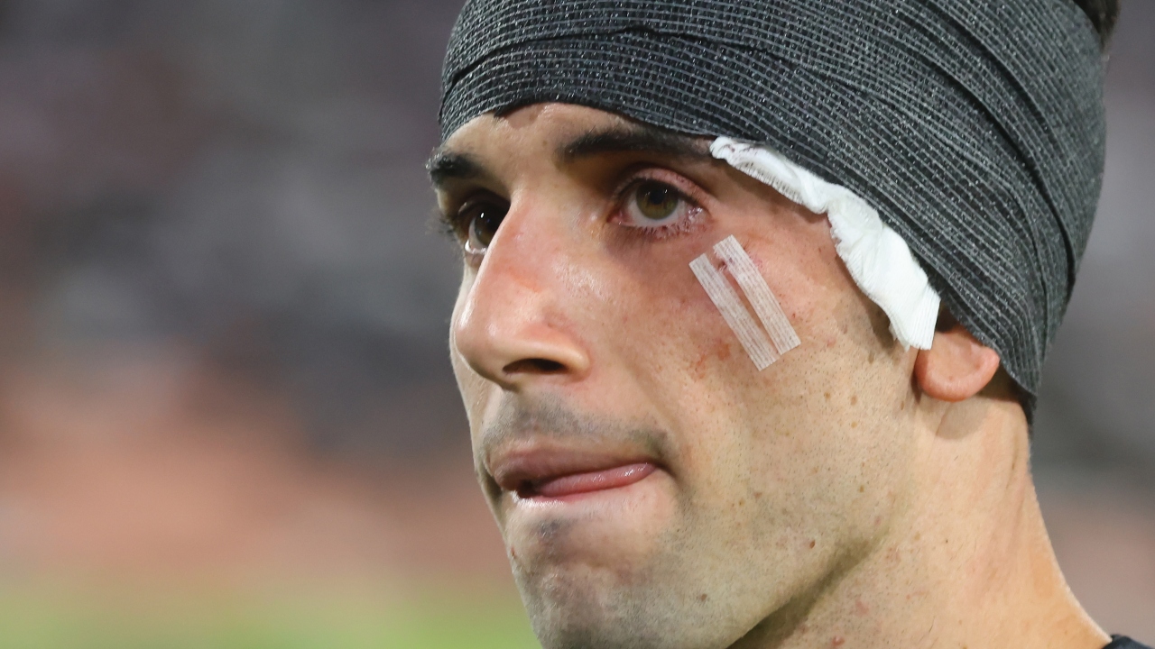 Buen estreno y final amargo: Lautaro Pastrán ilusionó en Colo Colo, pero terminó herido