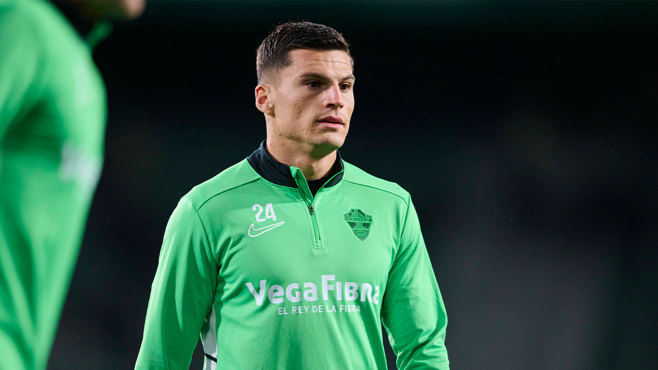 El técnico del Elche confiesa cómo llegó Lucas Cepeda a ser titular ante Osasuna