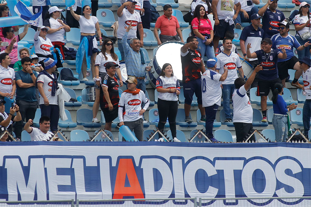 “Papelón histórico”: Deportes Melipilla pierde la categoría por secretaría horas después de haber sido salvado