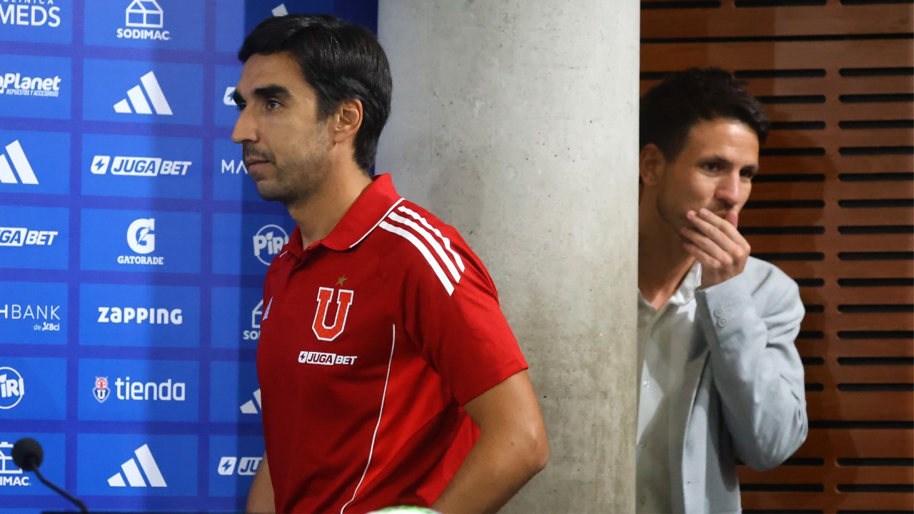 “Pasaron muchas cosas…”: Azul Azul rompe el silencio tras la salida de Meneghini de la U de Chile