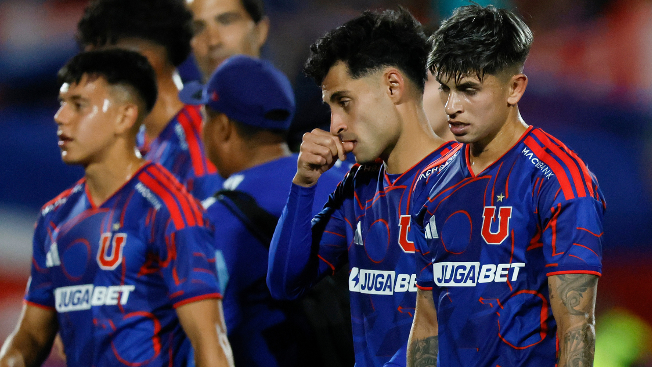 El técnico chileno que aparece en la U mientras su equipo vive un momento crítico