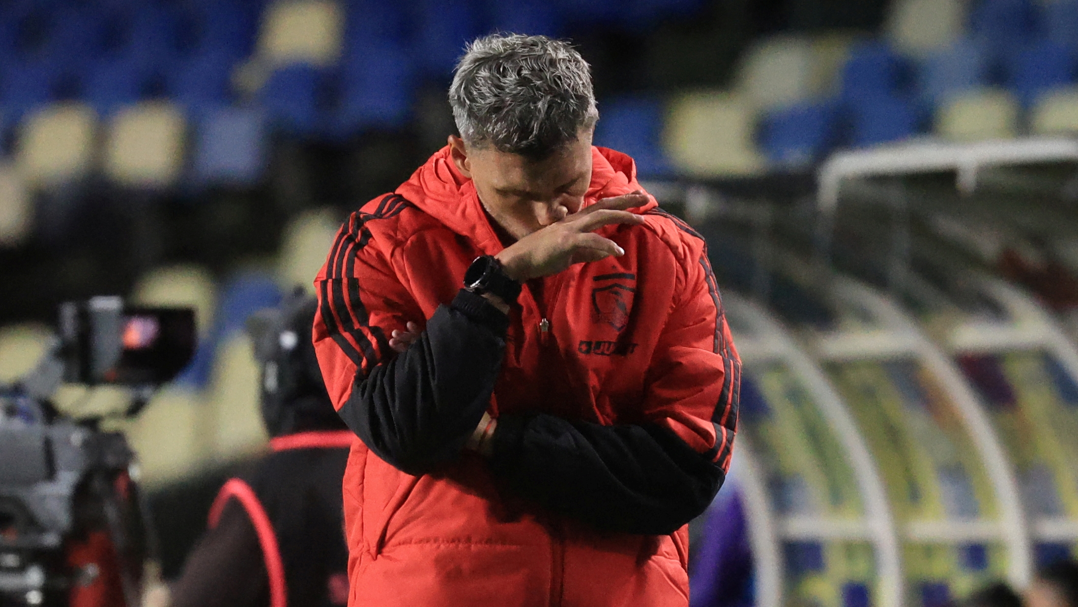 Colo Colo todavía no define lateral derecho ante Huachipato y Ortiz mantiene duda clave