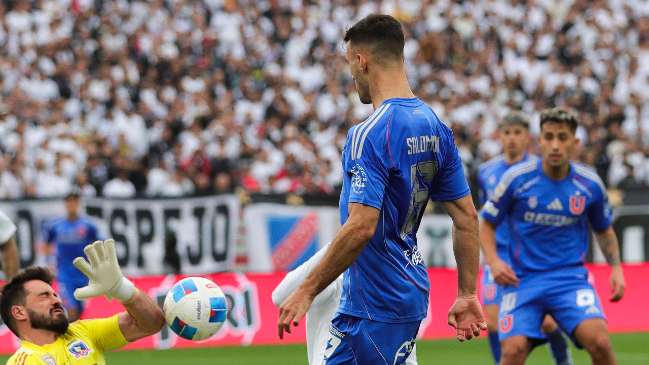 ¿Ya hay una decisión? El plazo fatal de Azul Azul para despachar a un refuerzo que quedó borrado en la U