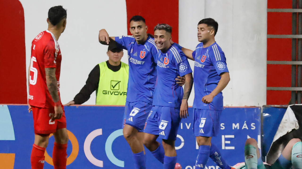 Calvario lejos de la U: Ex goleador sufrió convulsiones y busca su salida