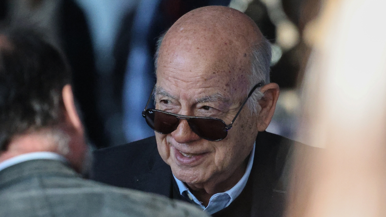 Insulza defiende el estadio de la U y expone por qué ninguna comuna lo quiere