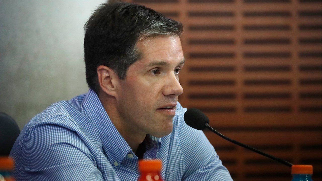 Se agrava el caso en la U: revelan interrogatorios a ejecutivos meses antes del allanamiento