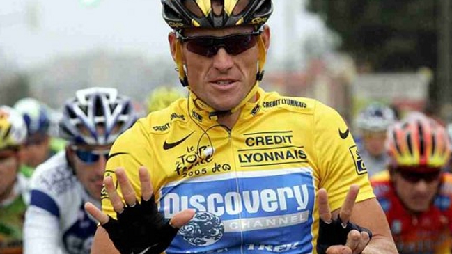 Lance Armstrong desdramatizó informe de la Agencia Antidopaje de EE.UU.