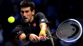 Djokovic superó a Tsonga en su estreno en el Masters de Londres