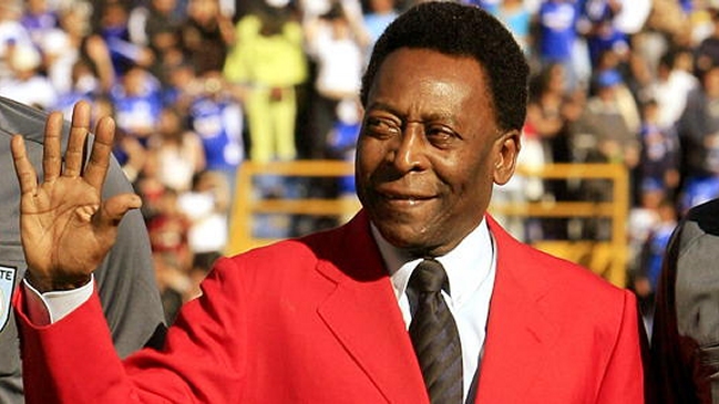 Pelé fue dado de alta tras someterse a operación de cadera