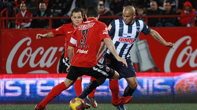 Humberto Suazo puede volver a las canchas en duelo de Monterrey ante Morelia