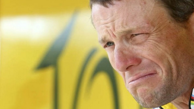 La UCI cree que Armstrong debe declarar ante la Comisión por admitir dopaje