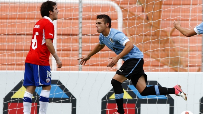 Chile cayó ante Uruguay y complicó su opción en el Sudamericano