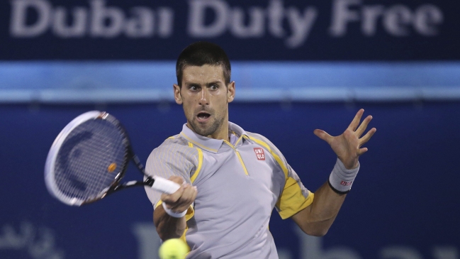 Djokovic venció a rival español para avanzar a cuartos de final en Dubai