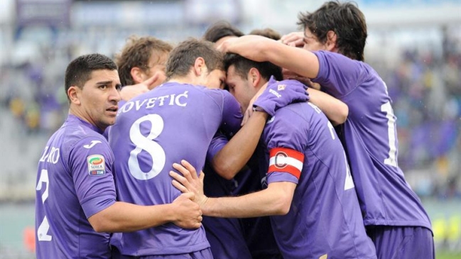 Fiorentina de Pizarro y Fernández celebró ante Genoa de Cristóbal Jorquera